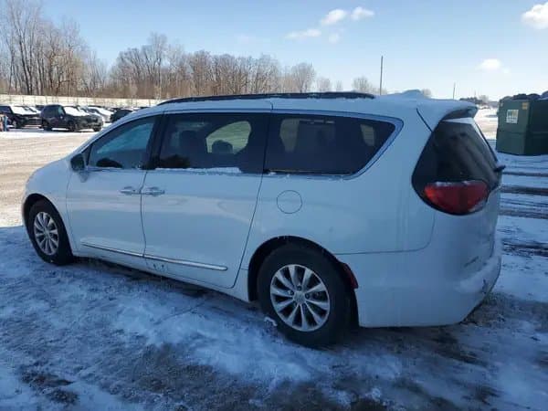 Chrysler Pacifica 2017