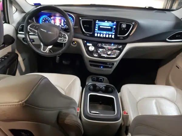 Chrysler Pacifica 2017