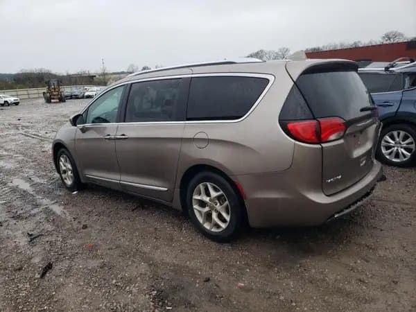 Chrysler Pacifica 2017