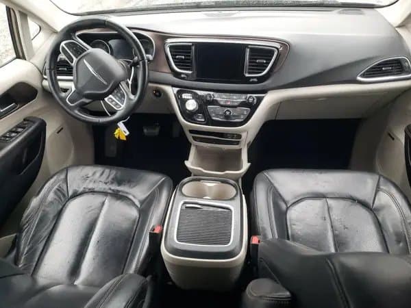 Chrysler Pacifica 2017