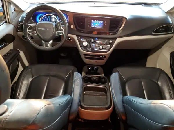 Chrysler Pacifica 2017