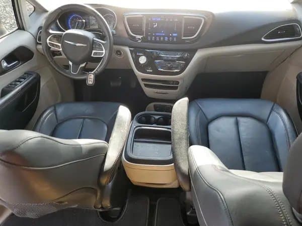 Chrysler Pacifica 2017