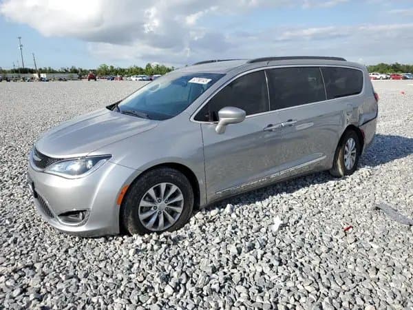 Chrysler Pacifica 2017