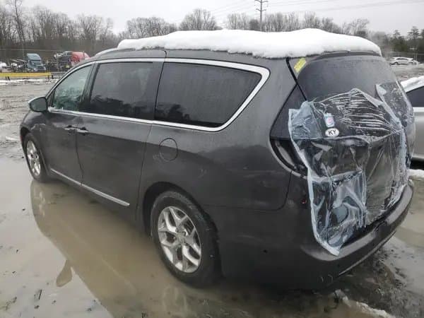 Chrysler Pacifica 2017