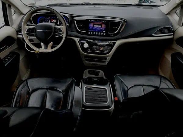 Chrysler Pacifica 2017