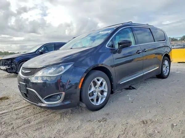 Chrysler Pacifica 2017