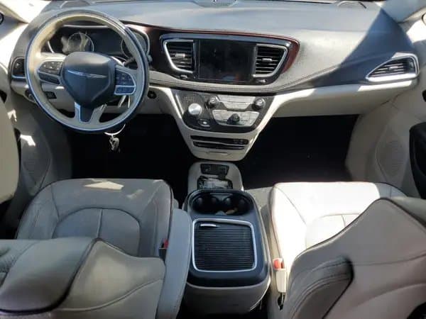 Chrysler Pacifica 2017