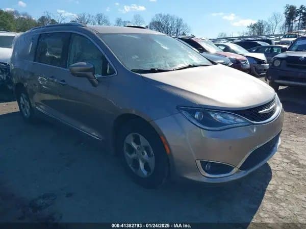 Chrysler Pacifica 2017
