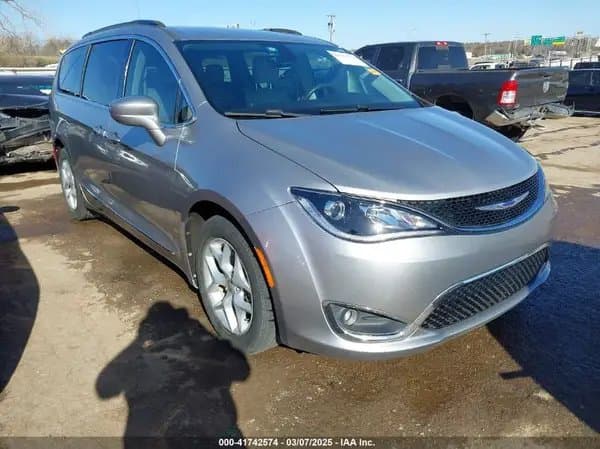 Chrysler Pacifica 2017