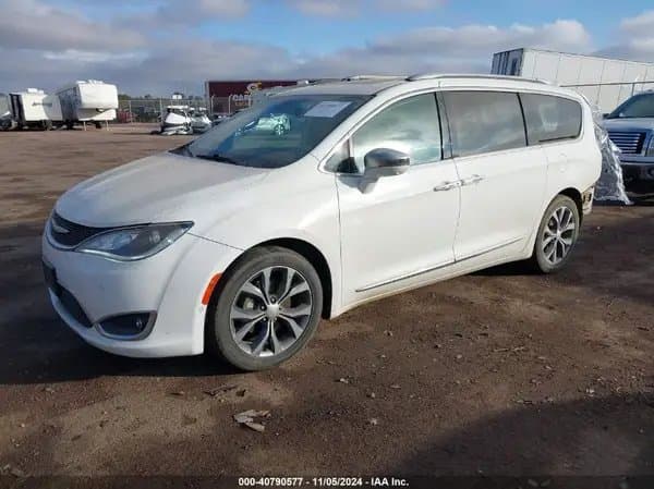 Chrysler Pacifica 2017