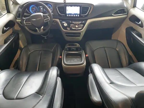 Chrysler Pacifica 2017