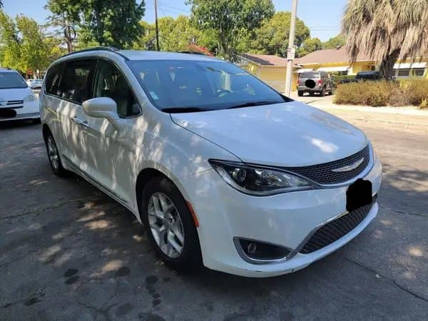 Chrysler Pacifica 2017