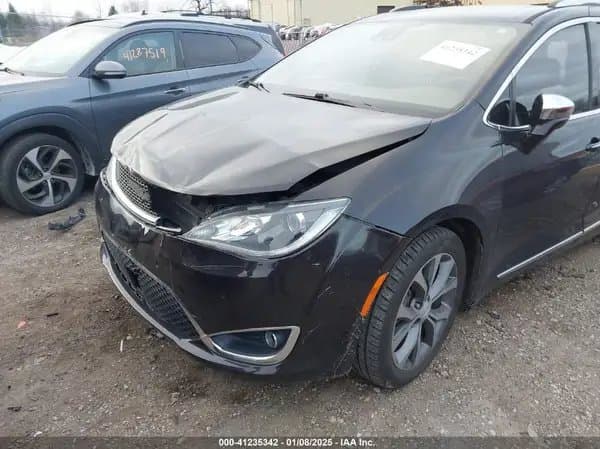 Chrysler Pacifica 2017