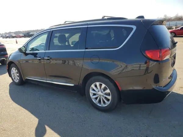 Chrysler Pacifica 2017
