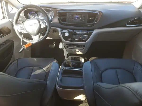 Chrysler Pacifica 2017