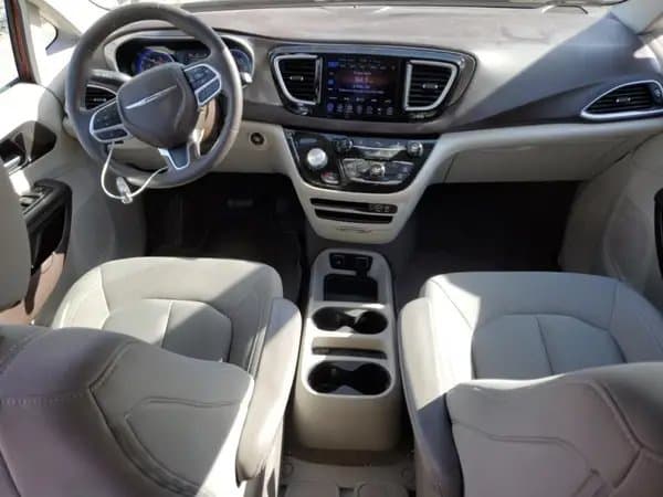 Chrysler Pacifica 2017
