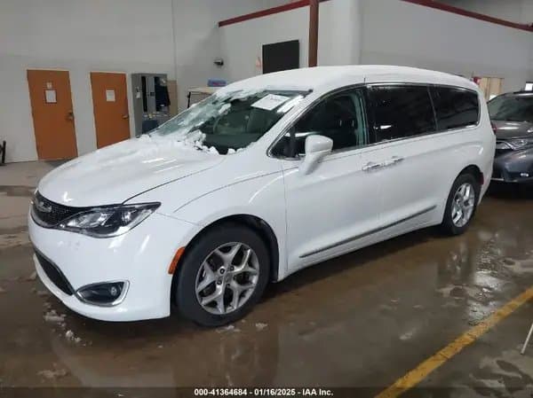 Chrysler Pacifica 2017