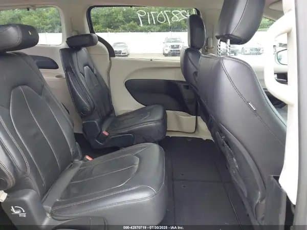 Chrysler Pacifica 2017