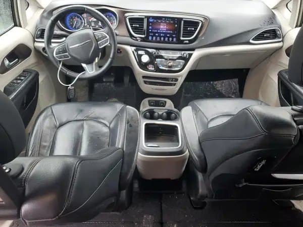 Chrysler Pacifica 2017