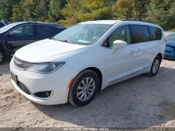 Chrysler Pacifica 2017