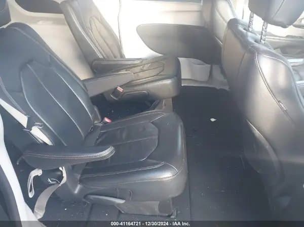 Chrysler Pacifica 2017