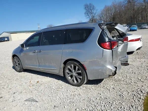 Chrysler Pacifica 2017
