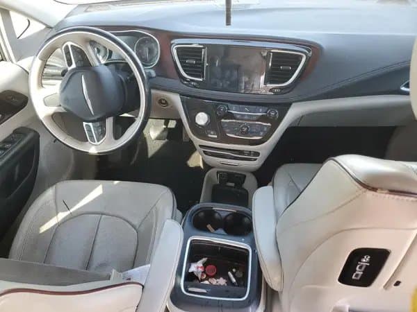 Chrysler Pacifica 2017