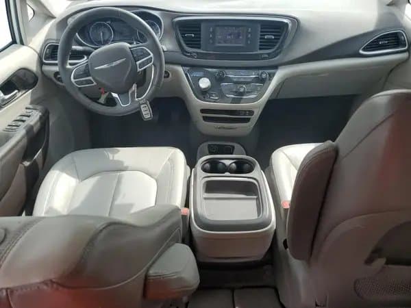 Chrysler Pacifica 2017