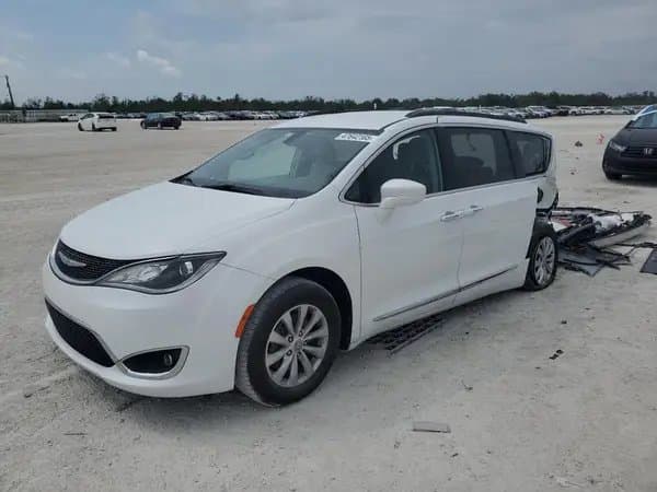 Chrysler Pacifica 2017