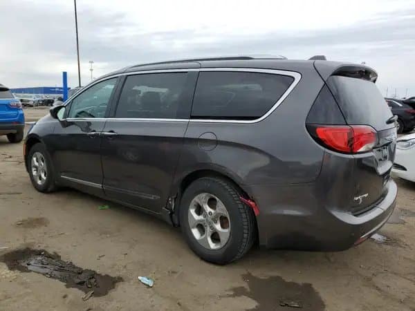Chrysler Pacifica 2017