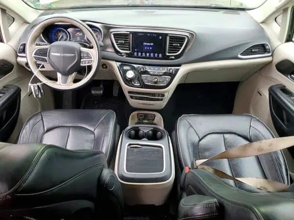 Chrysler Pacifica 2017