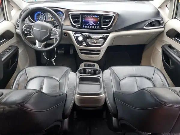 Chrysler Pacifica 2017