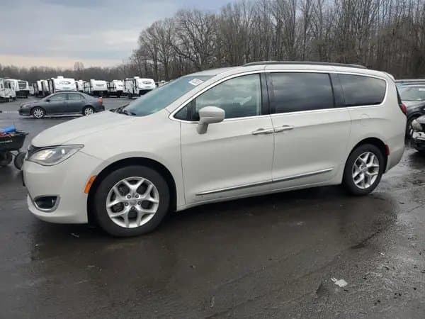 Chrysler Pacifica 2017