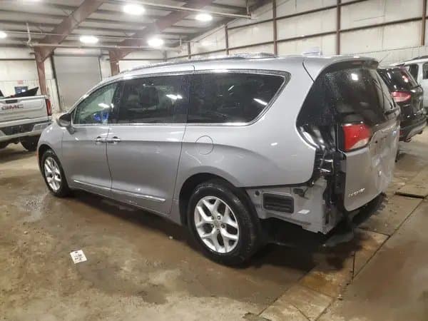 Chrysler Pacifica 2017