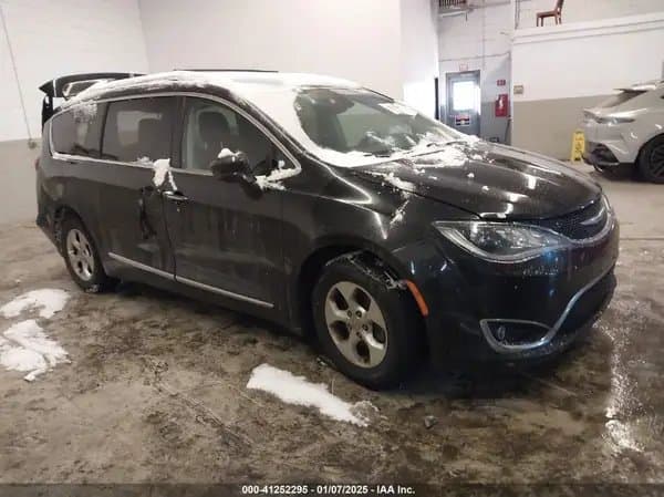 Chrysler Pacifica 2017