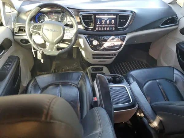 Chrysler Pacifica 2018