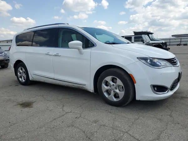 Chrysler Pacifica 2018