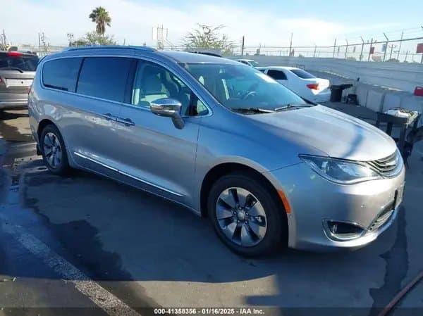 Chrysler Pacifica 2018