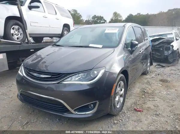 Chrysler Pacifica 2018