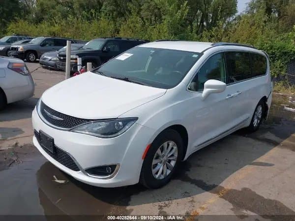 Chrysler Pacifica 2018