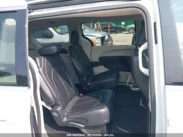 Chrysler Pacifica 2018