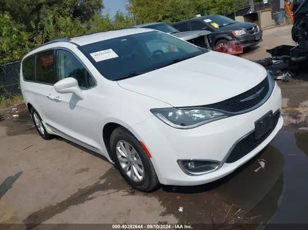 Chrysler Pacifica 2018