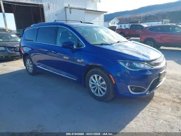 Chrysler Pacifica 2018