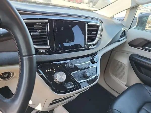 Chrysler Pacifica 2018