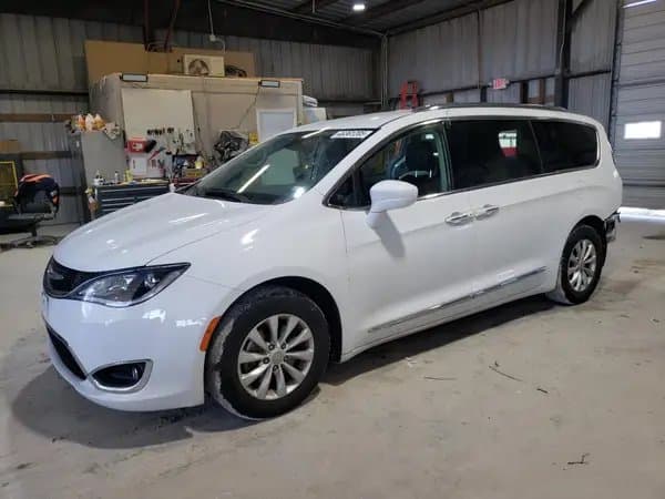Chrysler Pacifica 2018
