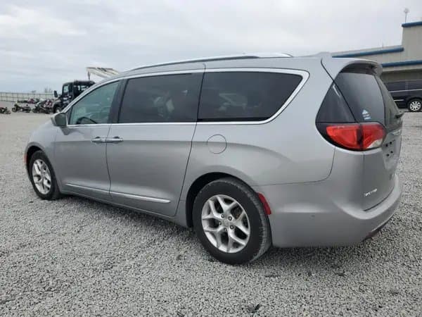 Chrysler Pacifica 2018