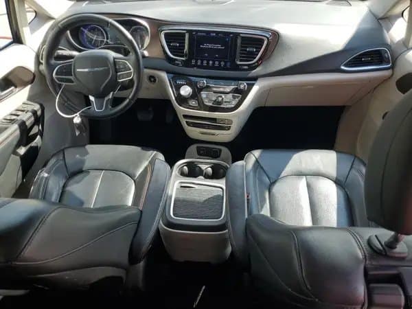 Chrysler Pacifica 2018