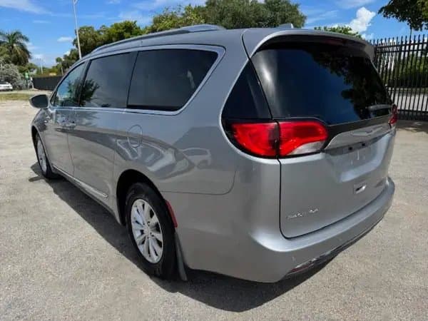 Chrysler Pacifica 2019