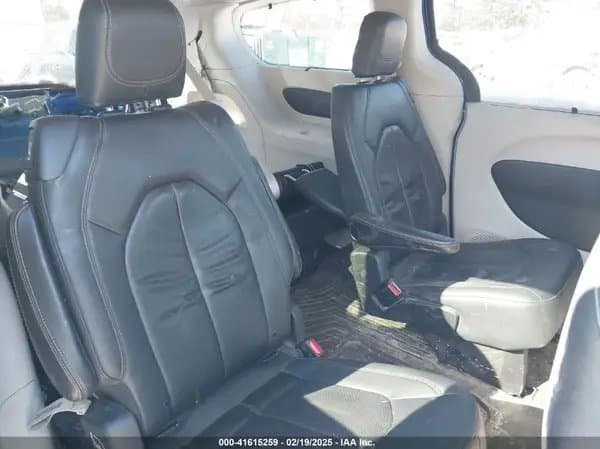 Chrysler Pacifica 2019
