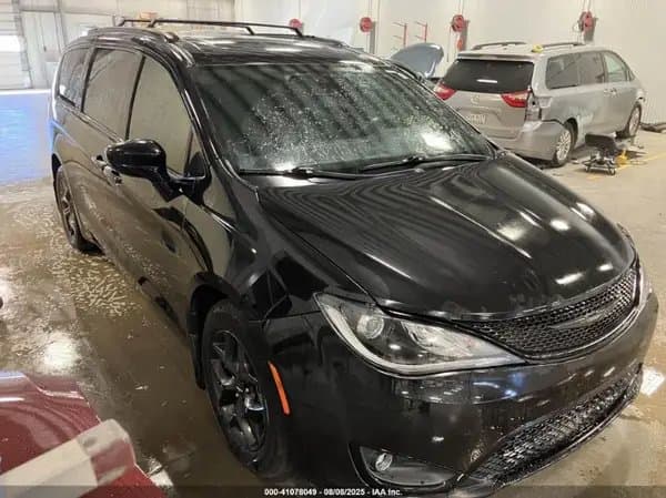 Chrysler Pacifica 2019